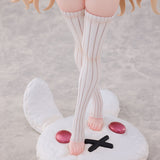 "Cozy Surprise - Azalea"