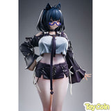 Heichazi is having trouble choosing stockings in a fitting room illustrated by dK.senie