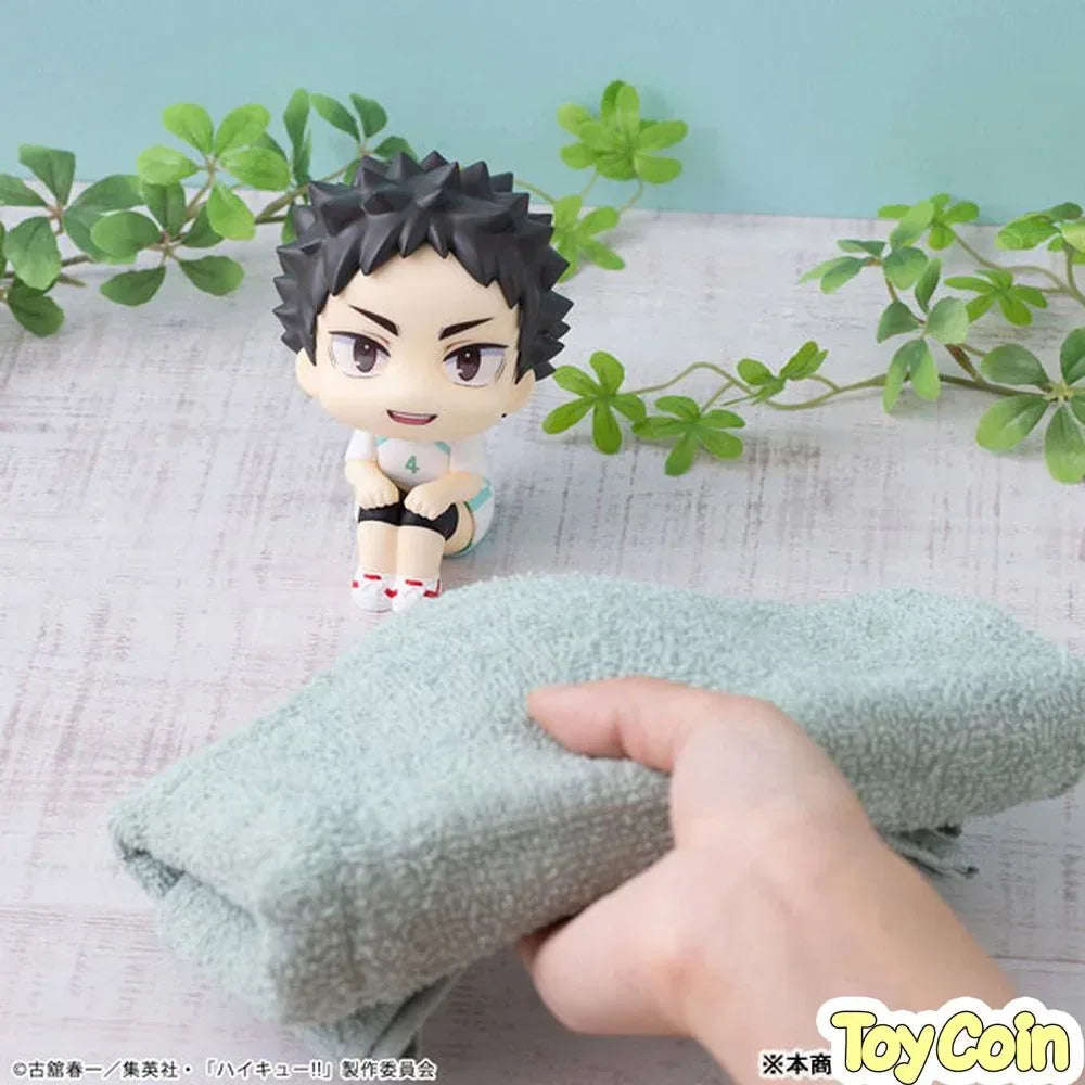 LookUp Hajime Iwaizumi Uniform Ver. by Megahouse - Shop at ToyCoin