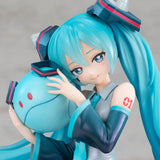 Lucrea Hatsune Miku x 00 Gundam